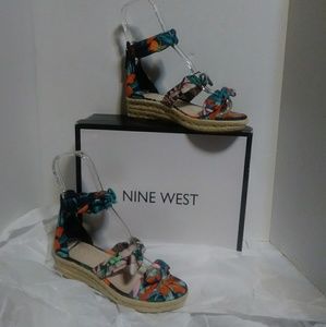 NINE WEST BRAND NEW SANDLES